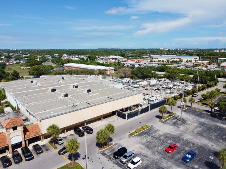 30200 Old Dixie Hwy, Homestead, FL à vendre - Photo de l’immeuble – Image 2 sur 16