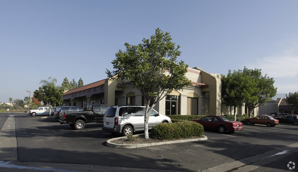 1284 W San Marcos Blvd, San Marcos, CA à louer - Photo de l’immeuble – Image 3 sur 7