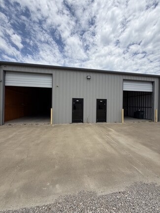 Plus de détails pour 5823 Acton Cir, Granbury, TX - Industriel/Logistique à louer