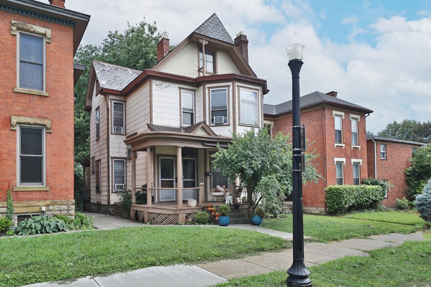 51 Clark Pl, Columbus, OH à vendre - Photo de l’immeuble – Image 2 sur 31