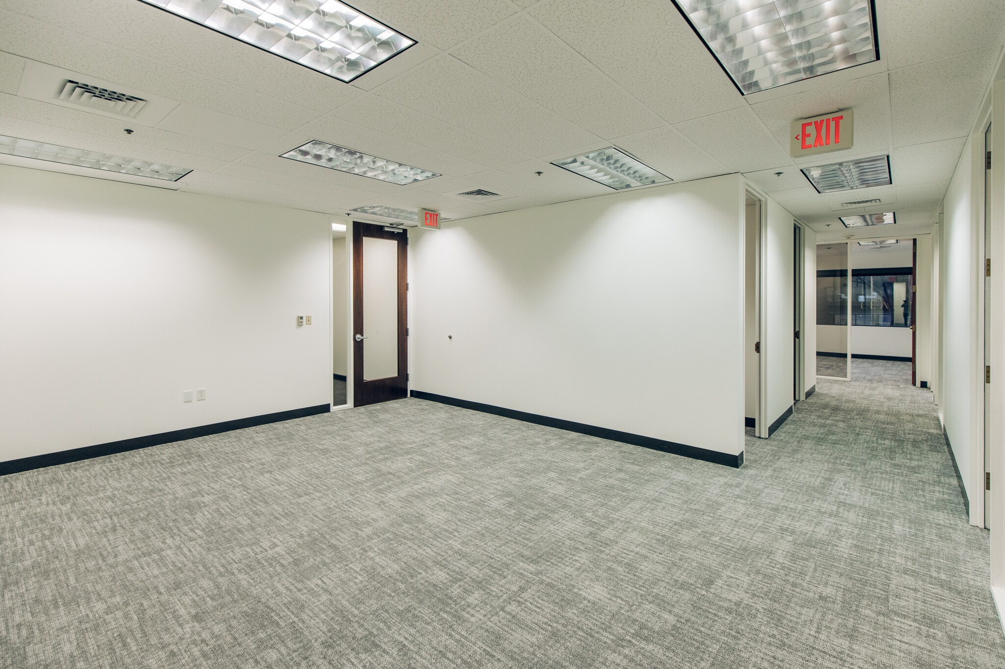 111 SW Columbia St, Portland, OR à louer Photo intérieure– Image 1 sur 3