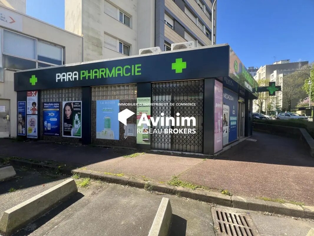 Local commercial dans Sèvres à louer Photo de l’immeuble– Image 1 sur 10