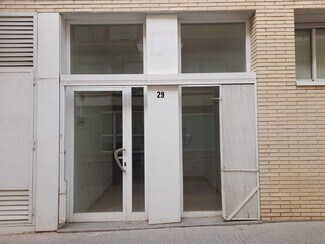 Plus de détails pour Local commercial à louer