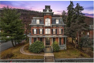 Plus de détails pour 118 Hudson Ave, Haverstraw, NY - Logement à vendre
