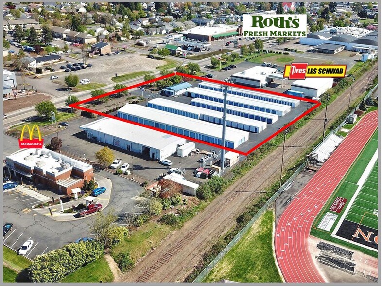931 N 1st St, Silverton, OR à vendre - Aérien – Image 2 sur 11