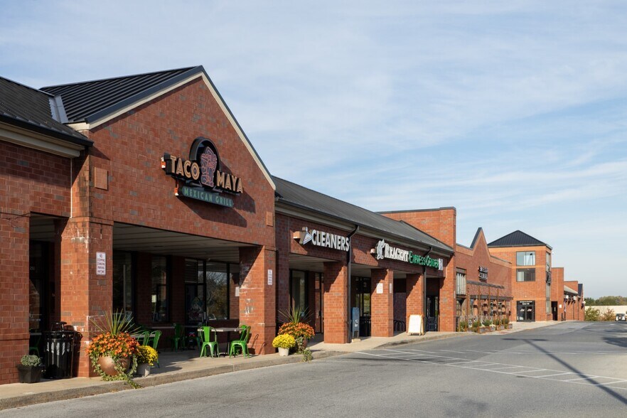 240-278 Eagleview Blvd, Exton, PA à louer - Photo de l’immeuble – Image 2 sur 9