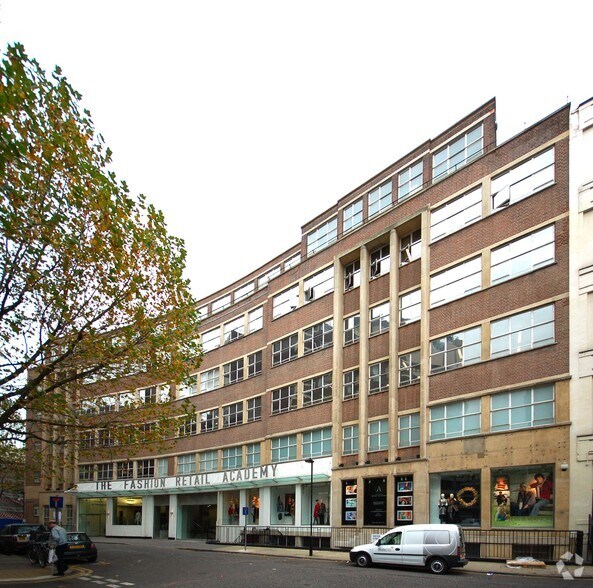 7-15 Gresse St, Londres à vendre - Photo de l’immeuble – Image 2 sur 7