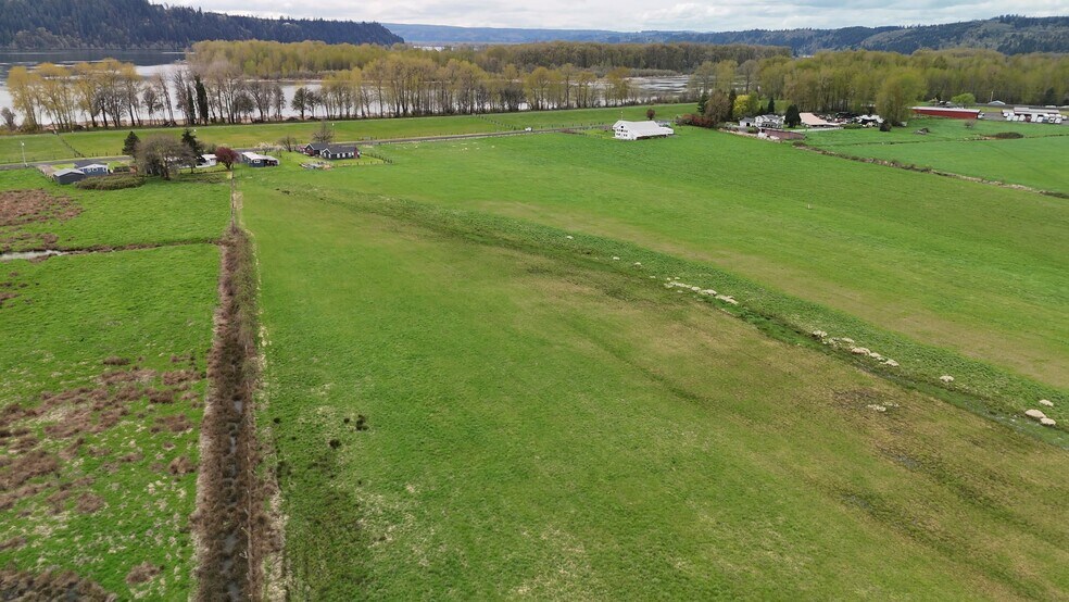 barlow point rd, Longview, WA à vendre - Vidéo sur l’annonce professionnelle – Image 2 sur 45