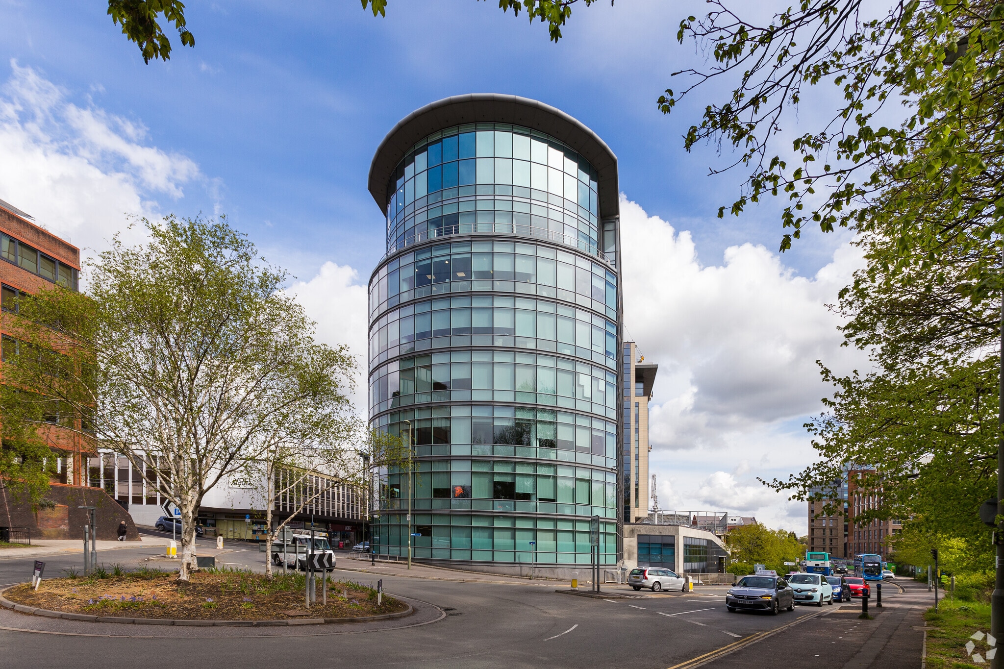 62 High St, Redhill à louer Photo principale– Image 1 sur 13