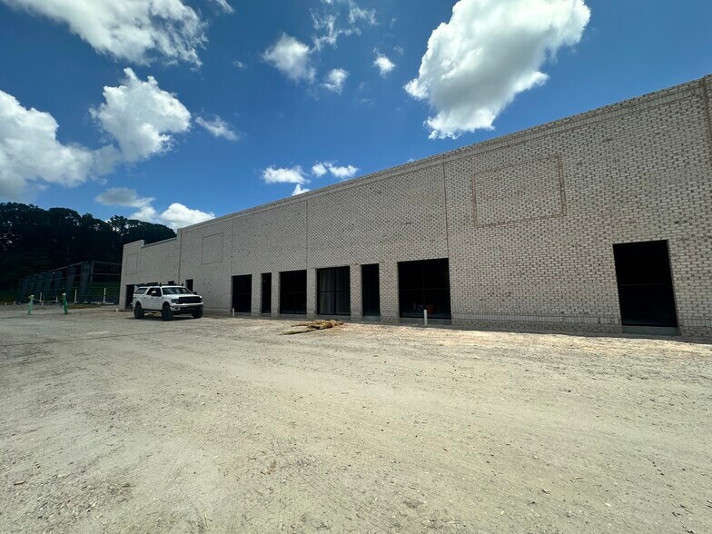 4875 Warehouse Way, Cumming, GA à louer - Photo de l’immeuble – Image 2 sur 4