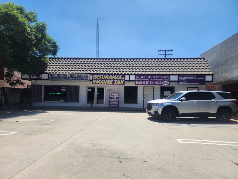 578-580 E Foothill Blvd, Azusa, CA à louer - Photo de l’immeuble – Image 2 sur 9