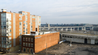 2401 W Superior Viaduct, Cleveland, OH - VUE AÉRIENNE  vue de carte