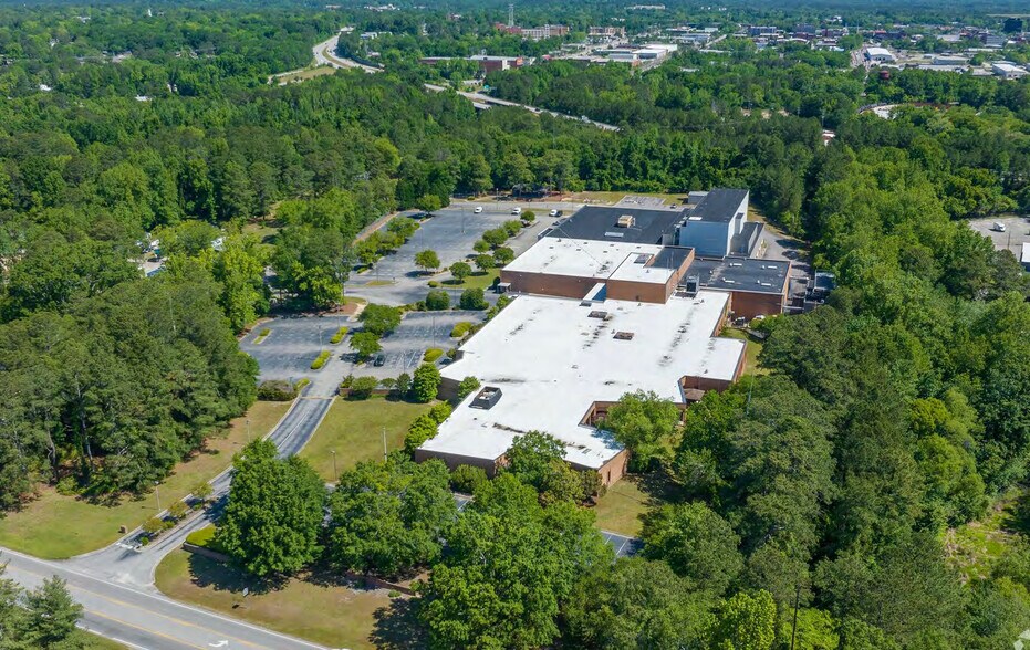 458 Whitfield St, Fayetteville, NC à louer - Photo de l’immeuble – Image 2 sur 31