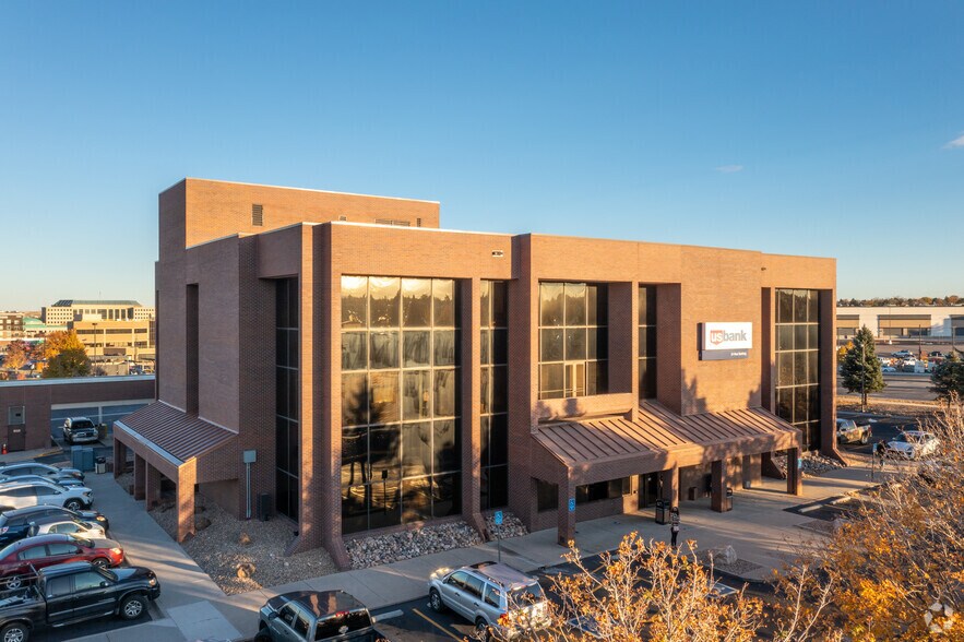 10-170 S Abilene St, Aurora, CO à louer - Photo de l’immeuble – Image 2 sur 4