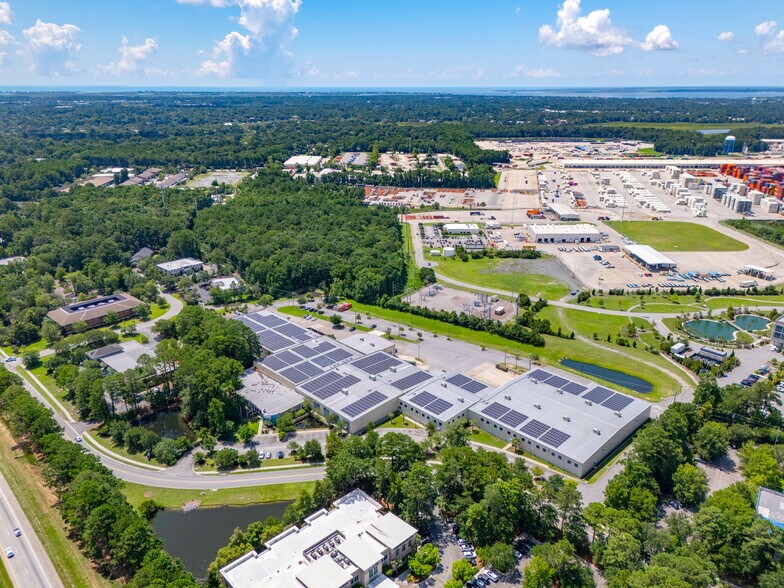 450 Wando Park Blvd, Mount Pleasant, SC à vendre - Photo de l’immeuble – Image 3 sur 9