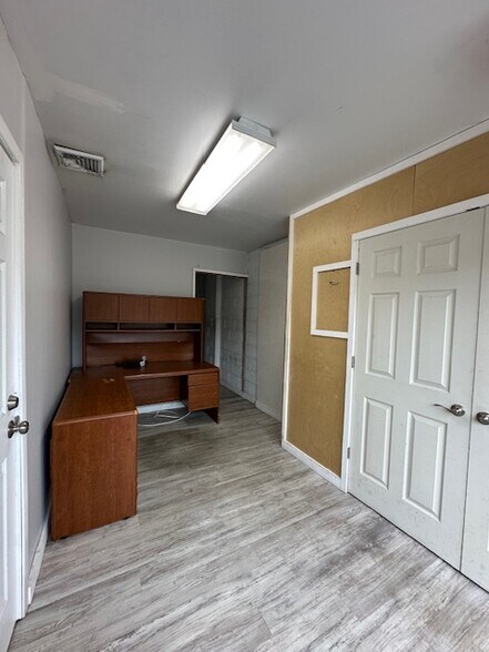 2459 Long Beach Rd, Oceanside, NY à louer - Photo de l’immeuble – Image 3 sur 6