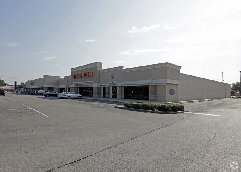 3620 Spencer Hwy, Pasadena, TX à vendre - Photo de l’immeuble – Image 2 sur 3