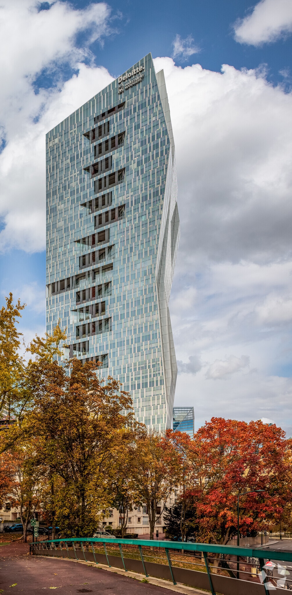 6 Place De La Pyramide, Puteaux à louer Photo principale– Image 1 sur 6