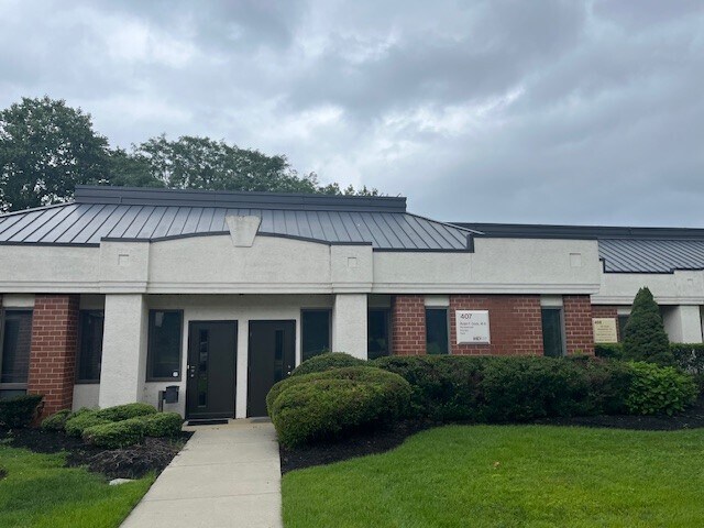2301 E Evesham Rd, Voorhees, NJ à vendre - Photo de l’immeuble – Image 1 sur 4