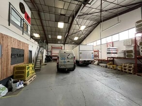 102 Rue Fleury Jay, GRIGNY-SUR-RHÔNE à louer Photo intérieure– Image 2 sur 9