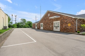 250 Crossfield Dr, Versailles, KY à vendre Photo intérieure– Image 2 sur 64