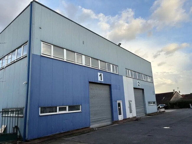 Plus de détails pour Industriel/Logistique à vendre
