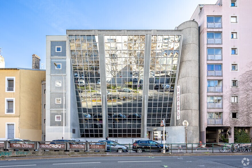 Bureau dans Lyon à louer - Photo de l’immeuble – Image 2 sur 4