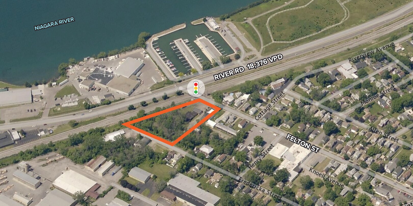 11 Felton St, North Tonawanda, NY à vendre Photo de l’immeuble– Image 1 sur 15
