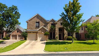 Plus de détails pour 809 Forest Hollow Dr, Hurst, TX - Médical à louer