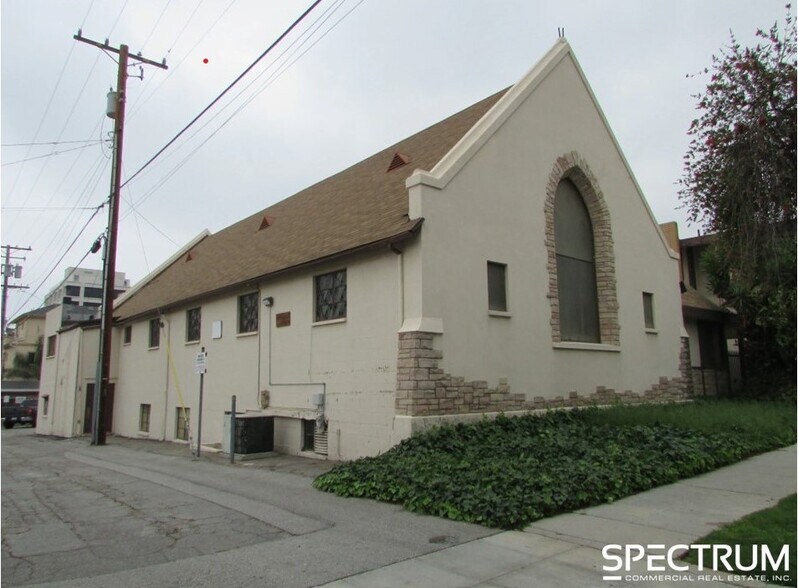 111 S 6th St, Burbank, CA à louer - Photo principale – Image 1 sur 3