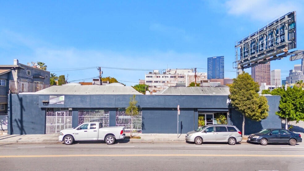 1319-1321 W 11th St, Los Angeles, CA à vendre - Photo de l’immeuble – Image 1 sur 18