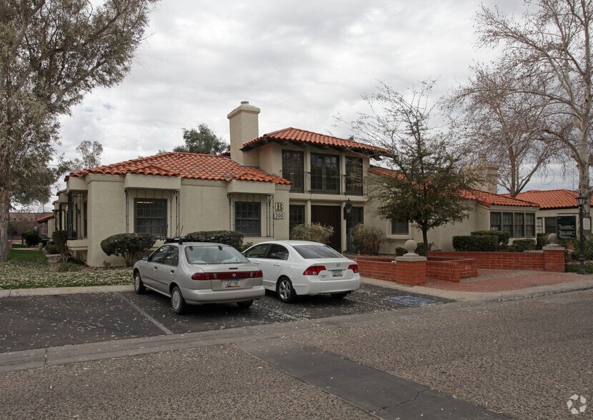1200 N El Dorado Pl, Tucson, AZ à vendre - Photo de l’immeuble – Image 2 sur 4