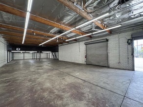 1324-1330 E Washington Blvd, Los Angeles, CA à louer Photo intérieure– Image 2 sur 7