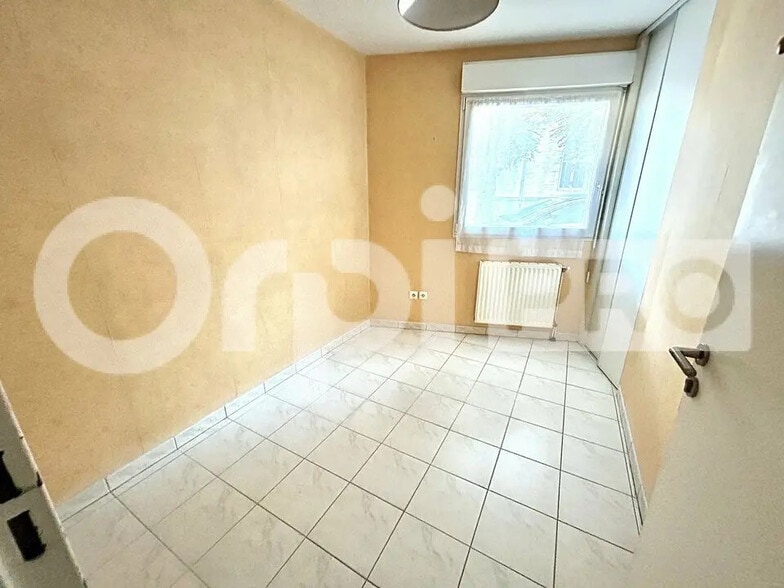 Bureau dans Limoges à louer - Photo de l’immeuble – Image 3 sur 7