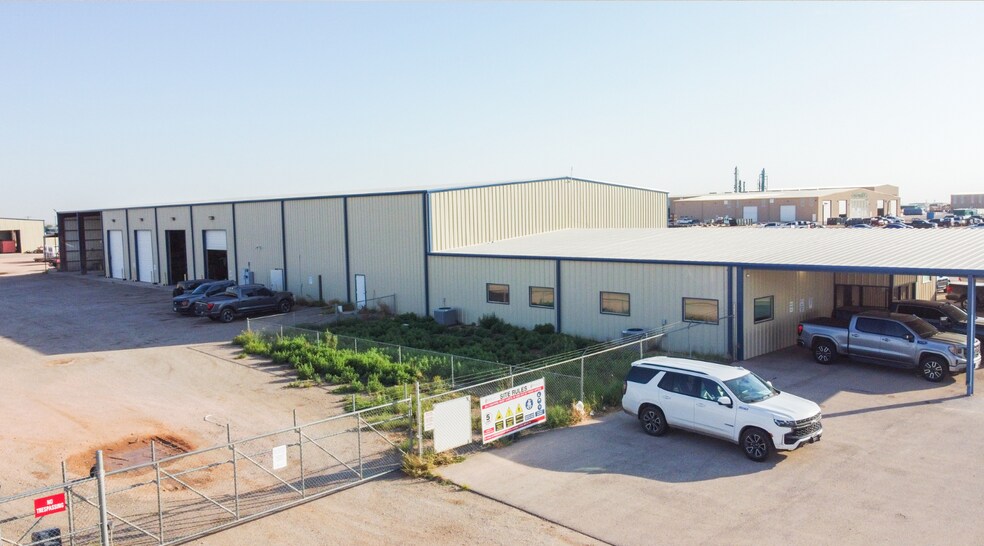 11000 W County Road 72, Midland, TX à louer - Photo de l’immeuble – Image 3 sur 59