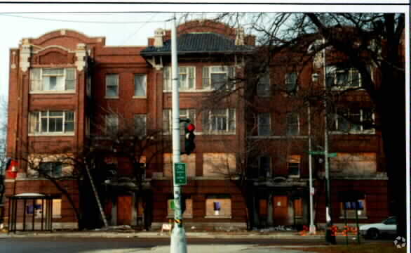 362 E 60th St, Chicago, IL à vendre - Photo principale – Image 1 sur 2