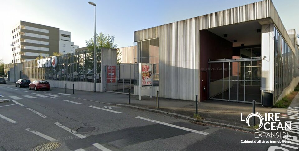 Local commercial dans Nantes à louer Photo de l’immeuble– Image 1 sur 3