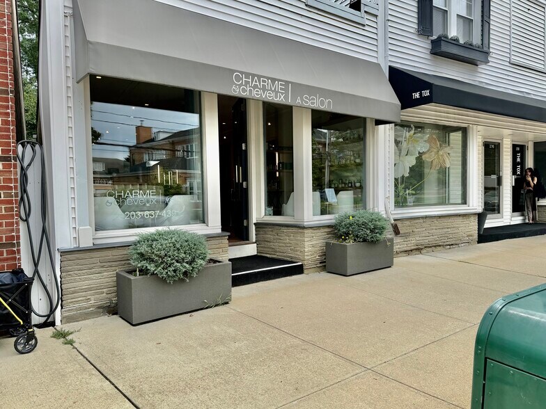 272-278 Sound Beach Ave, Old Greenwich, CT à louer - Photo de l’immeuble – Image 3 sur 32