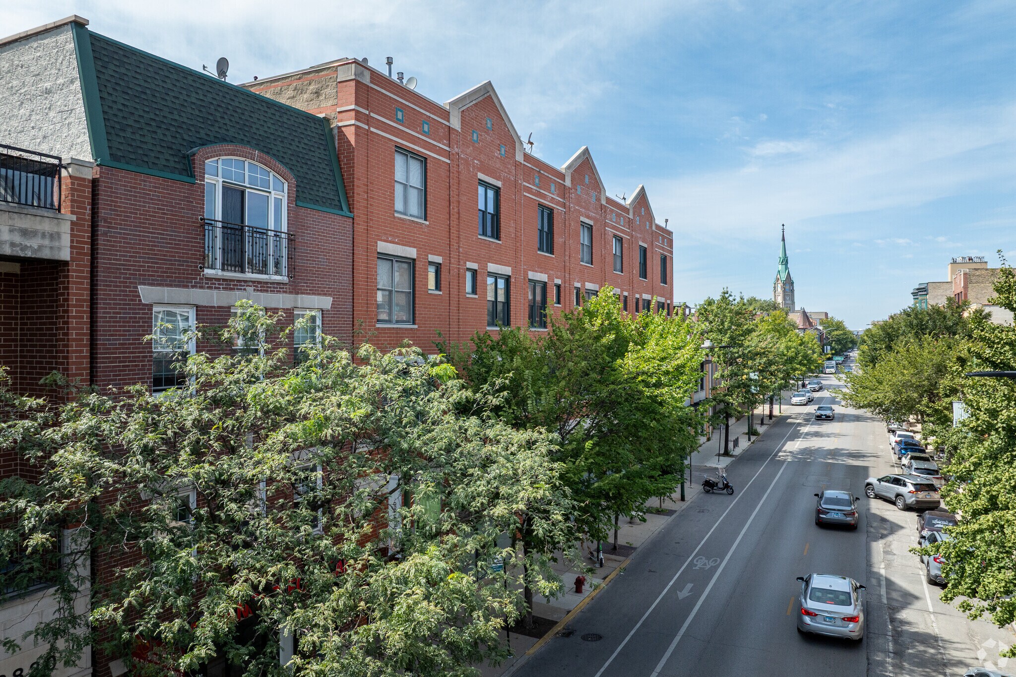 2840 N Lincoln Ave, Chicago, IL à louer Photo principale– Image 1 sur 5