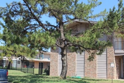 1425 E 6th St, Big Spring, TX à vendre - Photo de l’immeuble – Image 3 sur 13