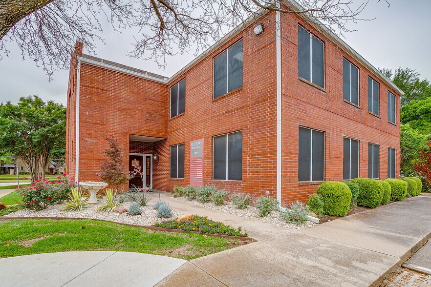 1309 W Abram St, Arlington, TX à vendre - Photo de l’immeuble – Image 1 sur 10