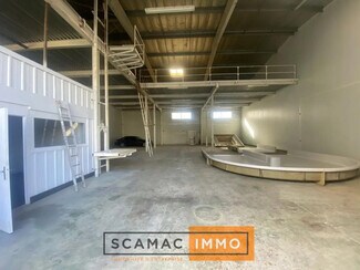 Plus de détails pour Bureau, Industriel/Logistique à louer