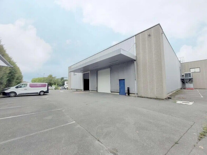 Industriel/Logistique dans Créteil à louer - Photo de l’immeuble – Image 2 sur 13