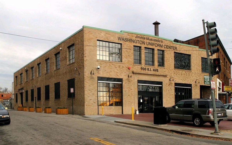 900 Rhode Island Ave NE, Washington, DC à louer - Photo de l’immeuble – Image 2 sur 3