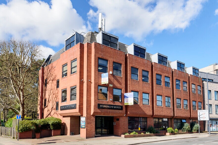 215 Marsh Rd, Pinner à louer - Photo de l’immeuble – Image 2 sur 8