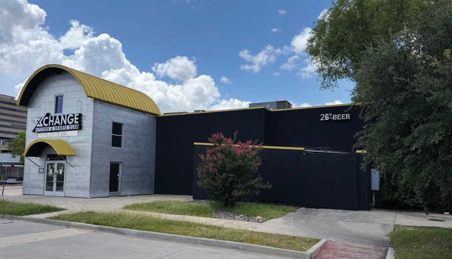 15225 Montfort Dr, Dallas, TX à vendre - Photo de l’immeuble – Image 2 sur 7