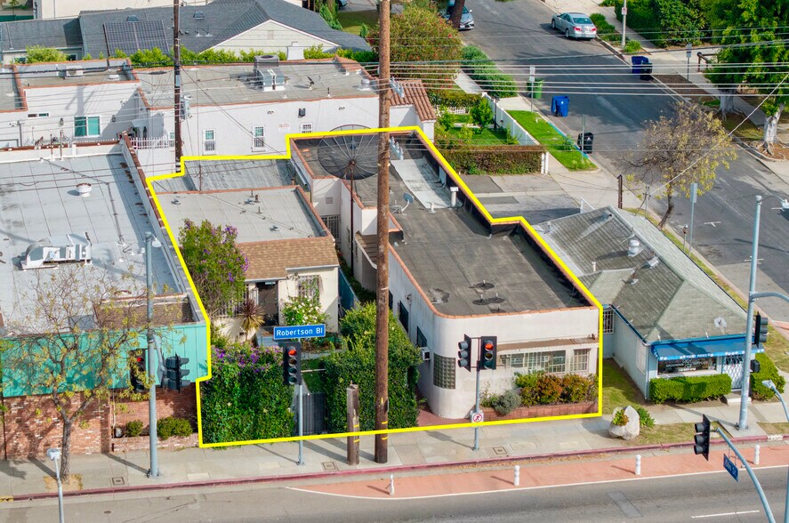 2724 S Robertson Blvd, Los Angeles, CA à vendre - Photo de l’immeuble – Image 1 sur 13