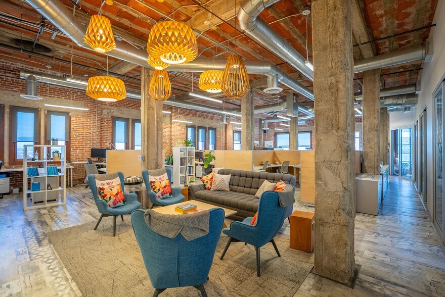 106 W 4th St, Santa Ana, CA à vendre - Photo intérieure – Image 3 sur 16