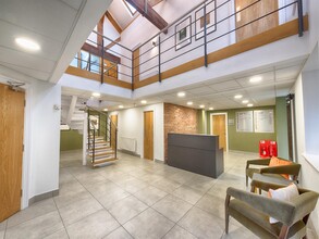 New Hall Hey Rd, Rossendale à louer Photo intérieure– Image 2 sur 5