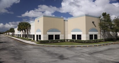 11220-11331 S Interchange Cir, Miramar, FL à louer Photo de l’immeuble– Image 1 sur 2